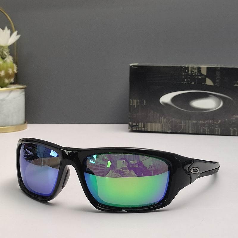 Oakley Sunglasses 132